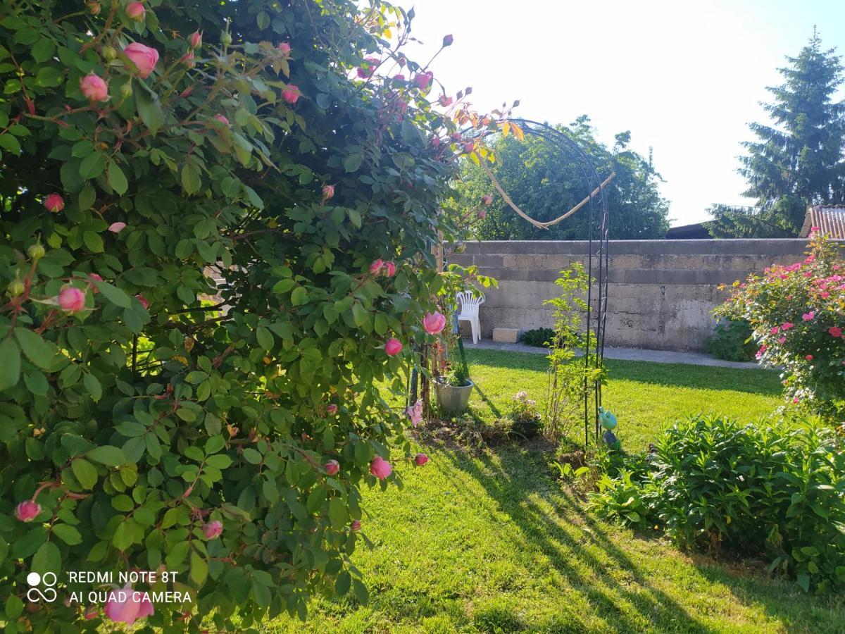 Chez Celine En Campagne Daire Mazerny Dış mekan fotoğraf